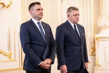 Fico preberie rezort životného prostredia, opozícia sa obráti na Ústavný súd