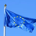 G7 uvoľní až 100 miliónov barelov ropy a nafty, aby stlačila ceny palív