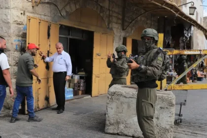Izrael počas volieb zatvorí all hraničné priechody na Západnom brehu Jordánu