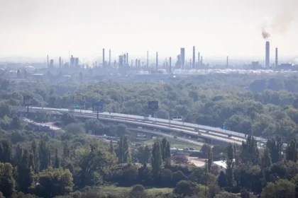 Jesenný utorok prinesie slnko aj hmly, teploty vystúpia na 16 stupňov