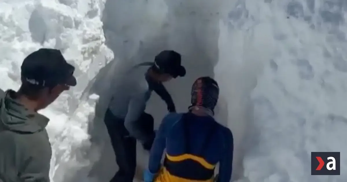 Lavína pod himalájskym vrchom Himlung Himal má 15 obetí, pátranie prerušili