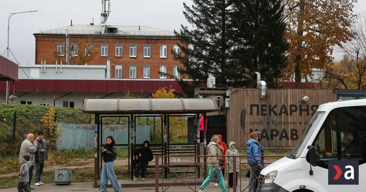 Lekárne bojujú o antibiotiká, na uliciach opäť rúška. Zabil mor laborantku?