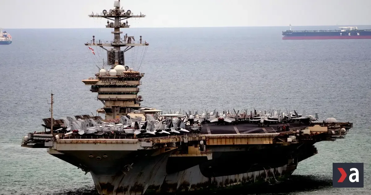 Loď USS Abraham Lincoln sa vrátila do San Diega po ôsmich pokusoch o samovraždu