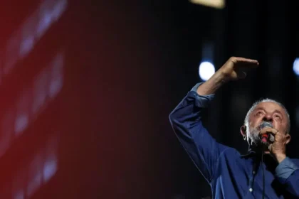 Lula vyhral brazílske prezidentské voľby, tesne porazil Bolsonara