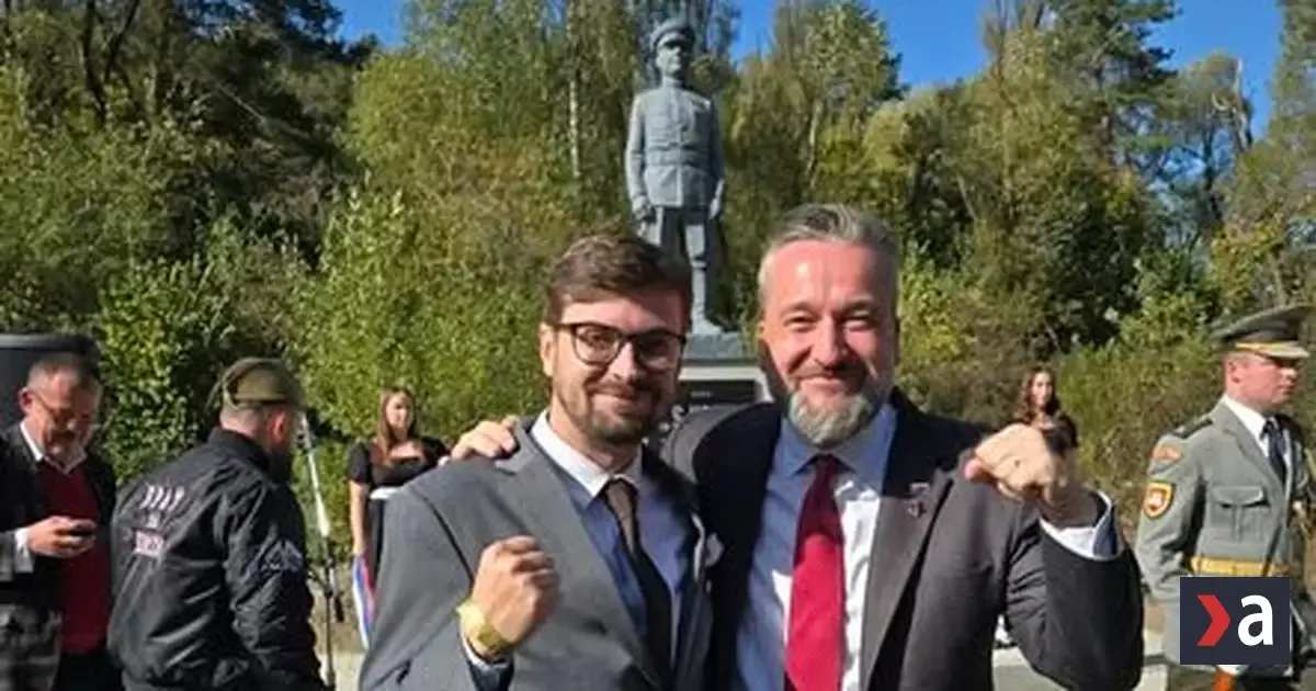 Maďari si pripomínajú 70 rokov krvavej revolúcie, my uctievame jej potláčača