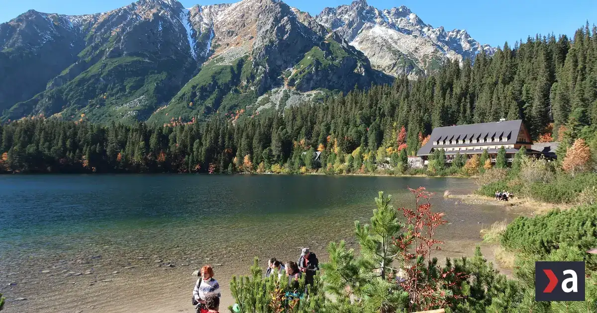 Nedeľa bude teplá, východ Slovenska potrápia zrážky