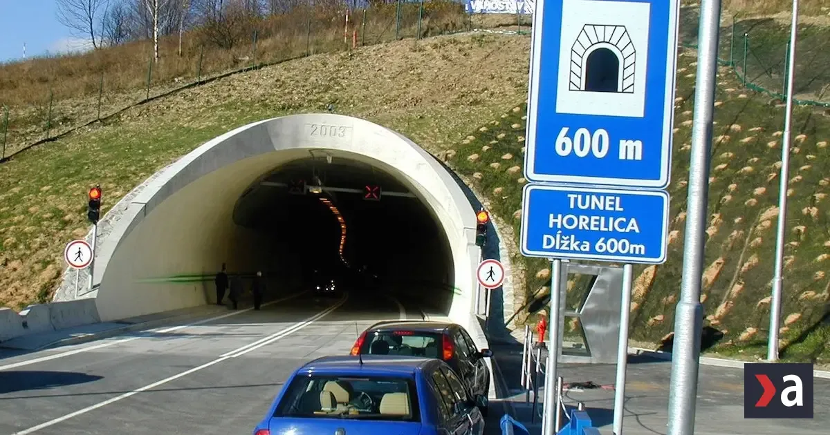 Nehoda uzavrela cestu I/11 pred tunelom Horelica v Čadci