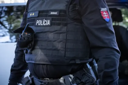 Protidrogová jednotka už od skorého rána zasahuje v okrese Martin