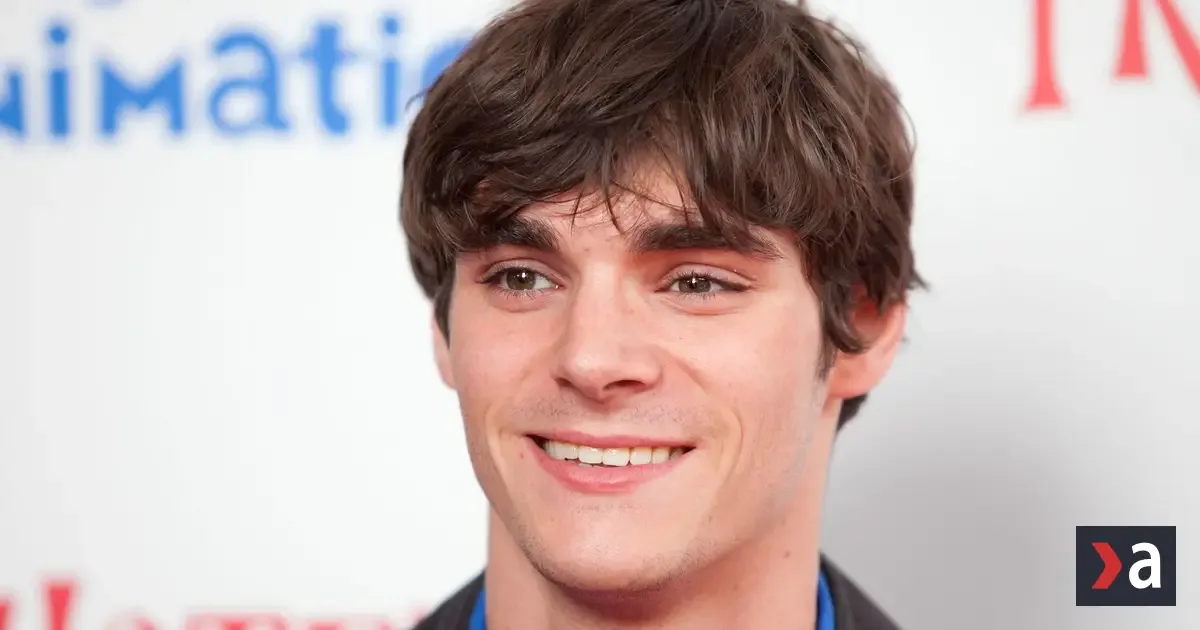 R. J. Mitte, známy zo seriálu Perníkový tatko, zomrel vo veku 34 rokov