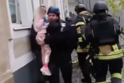 Román o Ukrajinke a ruskom vojakovi nevychádza. Kritici hovoria o romantizácii vojny