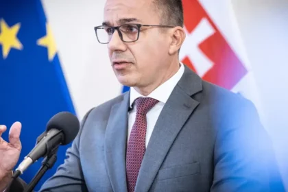 Rušenie transakčnej dane sa pripravuje, avizuje minister práce. Prídu aj nové výdavky