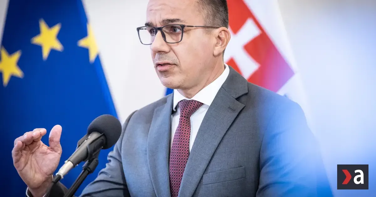 Rušenie transakčnej dane sa pripravuje, avizuje minister práce. Prídu aj nové výdavky