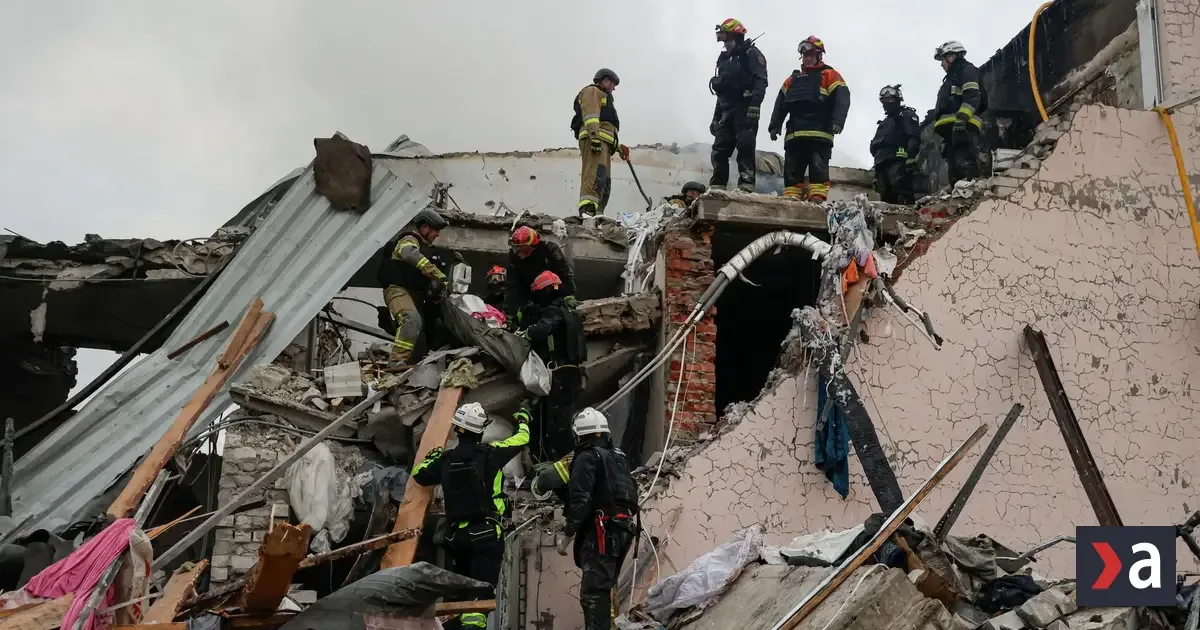 Ruské riadené bomby zabili v Charkove päť ľudí a desiatky zranili