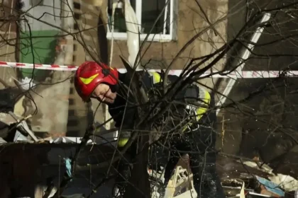 Rusko útočilo na energetiku Ukrajiny. Zelenskyj žiada koniec útokov na infraštruktúru