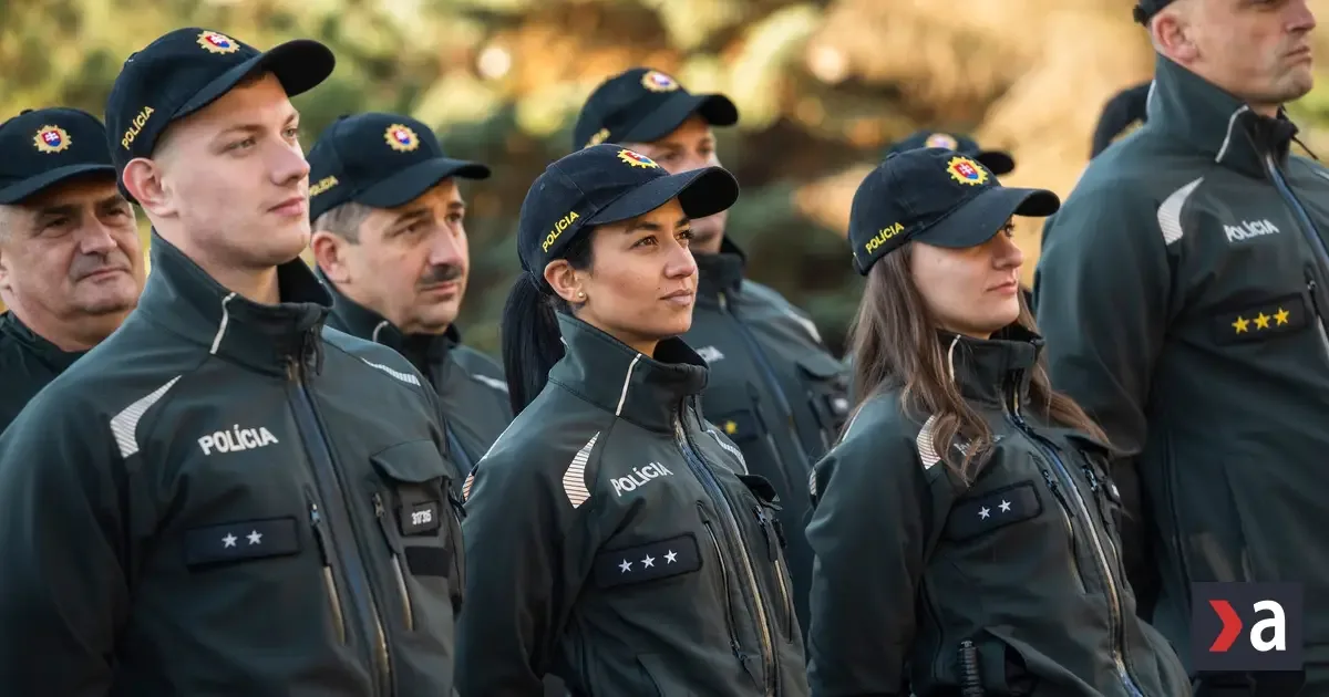 Slovenskí a českí policajti cvičili zákrok proti útočníkovi v Banskej Bystrici