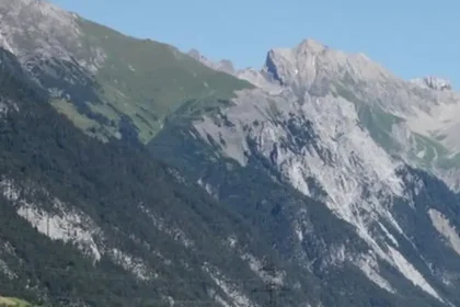 Slovenský turista tragicky zahynul pri riskantnom predbiehaní