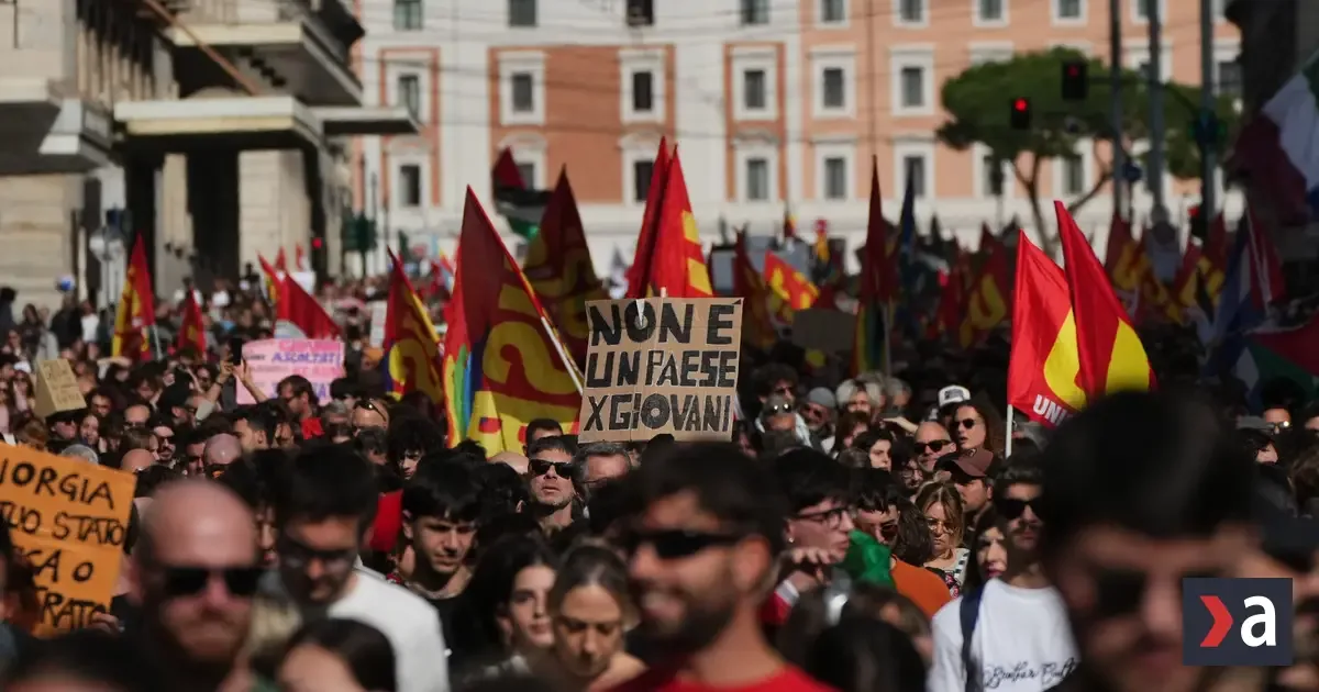 Talianske protesty proti inflácii a nízkym platom silnejú, odbory USB vyzývajú na štrajk