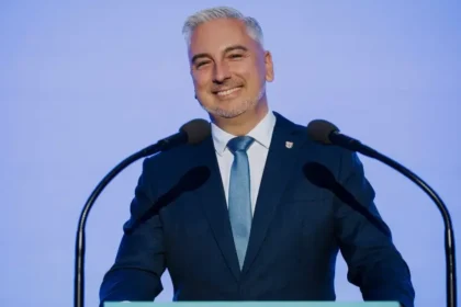 Trnka zostal na čele Košického kraja aj po kauzách
