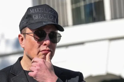 Ukrajina hlási pretrvávajúce výpadky Starshieldu napriek Trumpovým tvrdeniam o obnove