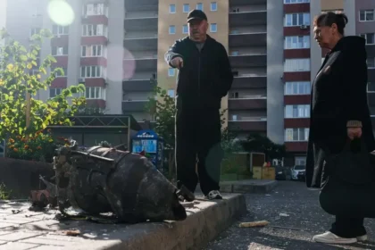 Útok dronov na Kyjev: obete, zasiahnutý bytový dom a most