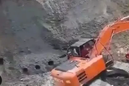 Video: Zával v nelegálnej zlatej bani v Kolumbii si vyžiadal 14 obetí