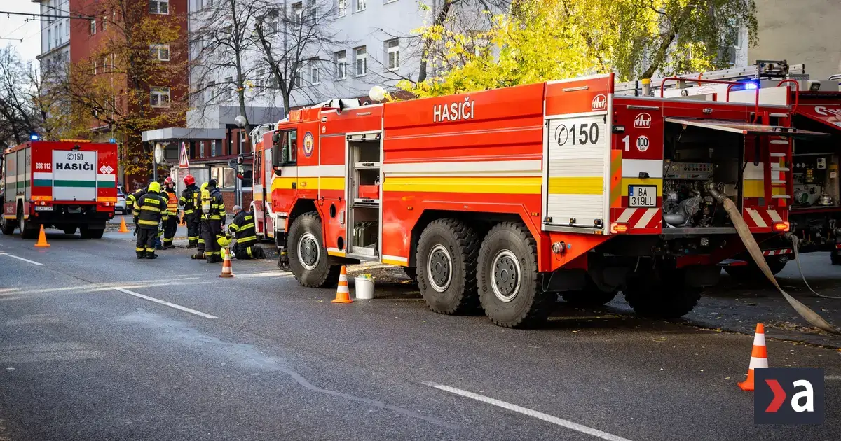 Vo Svidníku horel balkón bytového domu, škoda dosiahla približne 10-tisíc eur