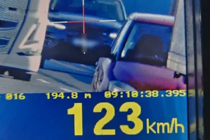 Vodičovi v obci namerali o 53 km/h viac, zobrali mu vodičák