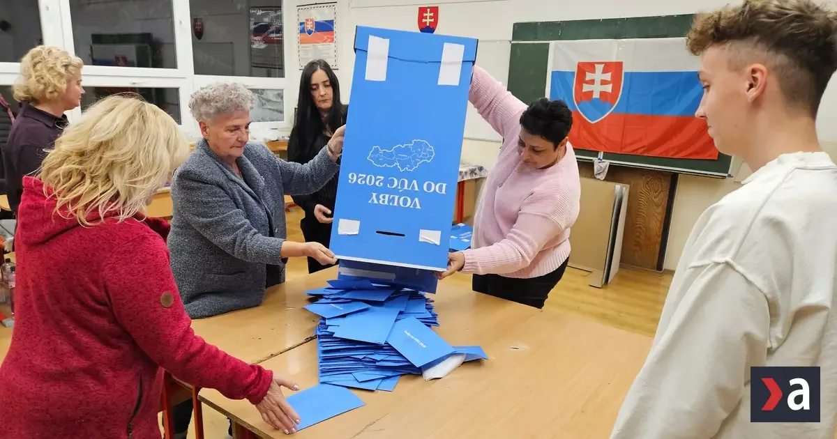Z volieb sa nedajú robiť politické závery, vraví premiér. Prezident poďakoval za účasť