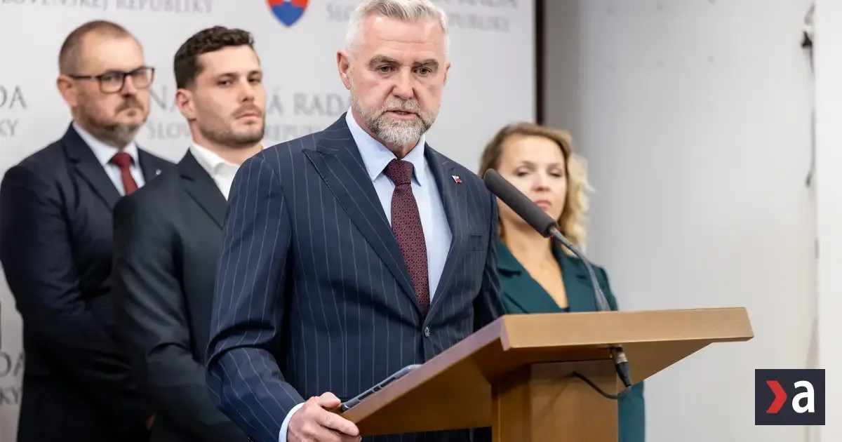 Za stabilitu v koalícii by som ruku do ohňa nedal, priznáva Tibor Gašpar